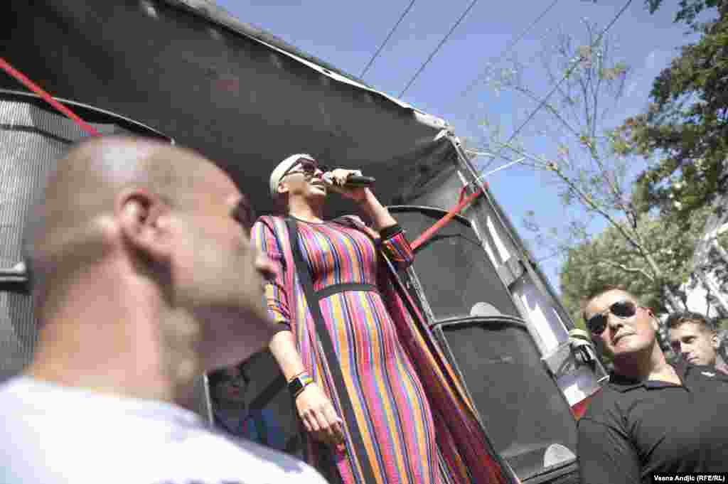 Folk pevačica Jelena Karleuša ovogodišnja je "kuma" Prajda