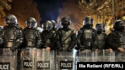 სპეციალისტები პოლიციური ძალების აგრესიის ერთ-ერთ მთავარ მიზეზად დაუსჯელობას ასახელებენ, რაც, მათი თქმით, „რუსული მეთოდიკის“ ერთ-ერთი მთავარი კომპონენტია.