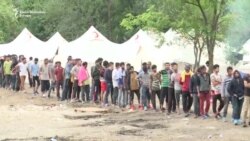 Bez struje, toaleta i telefona u kampu Vučjak Bez struje, toaleta i telefona u kampu Vučjak