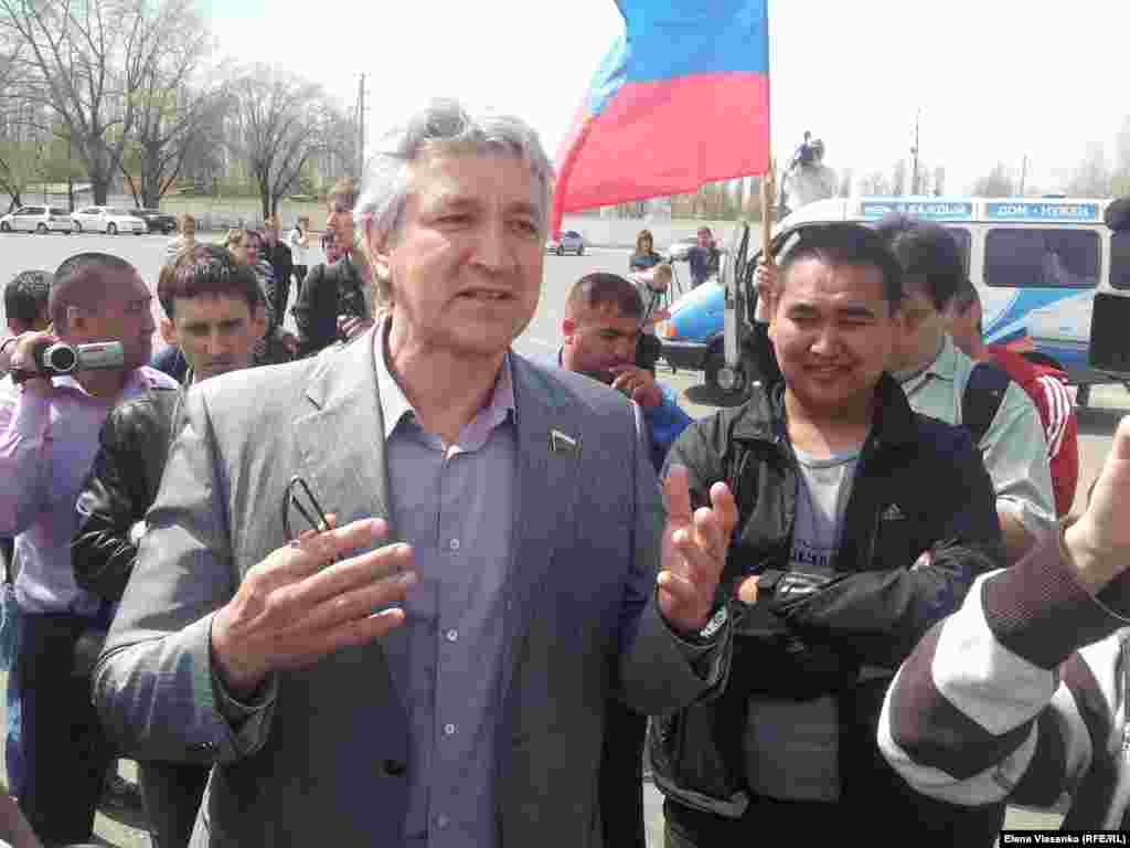 Депутат Госдумы от ЕдРа Леонид Огуль - бастующим перевозчикам: "Я не вижу здесь своих избирателей"