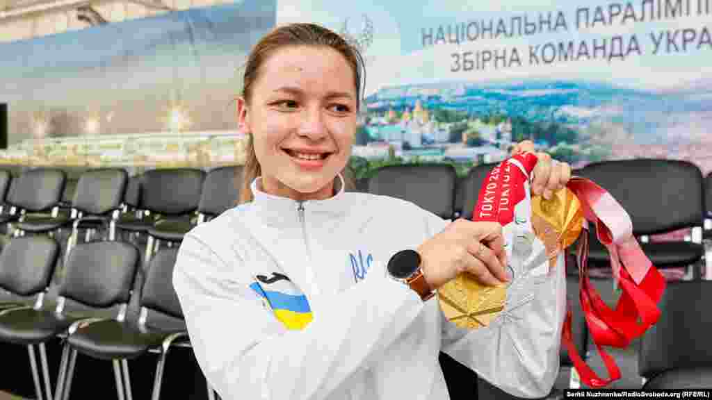 Окрім завойованих на Паралімпіаді в Токіо медалей, українська плавчиня Єлизавета Мерешко разом з представницею Китаю Цзян Юйянь встановила спільний світовий рекорд у своїй категорії S6 – вони подолали дистанцію 100 метрів вільним стилем за 1 хвилину 11,7 секунди