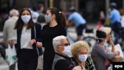 Ljudi sa maskama, Skoplje