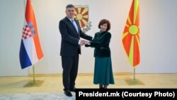 Predsjednica Sjeverne Makedonije Gordana Siljanovska-Davkova i predsjednik Hrvatske Zoran Milanović u Skoplju, 7. maj 2025