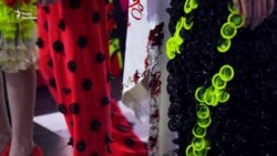 Одяг із презервативів від українського фешн-дизайнера (відео) Одяг із презервативів від українського фешн-дизайнера (відео)