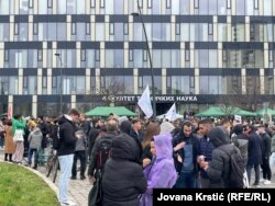 Blokada kružnog toka u Novom Sadu, Srbija, 28. marta 2025.