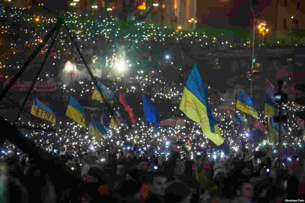 Зустріч Нового року на #Євромайдан’і у Києві, 1 січня 2014 року