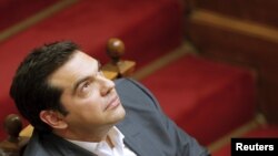 Aleksis Cipras u parlamentu tokom rasprave o mjerama štednje