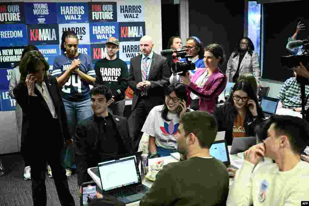 Potpredsjednica SAD-a i demokratska kandidatkinja Kamala Harris u sjedištu stranke u Washingtonu 5. novembar 