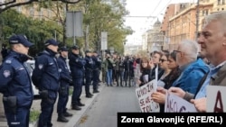 Протестующие в Белграде