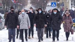 Pristalice Srpske liste ogranizovano su išli na glasanje, Mitrovica, 14. februar 2021