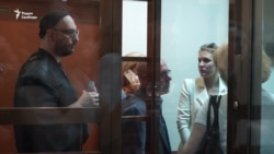 Кирилл Серебренников останется под домашним арестом Кирилл Серебренников останется под домашним арестом