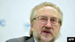 Академик Вадим Покровский