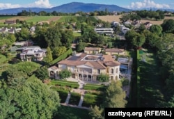 ფართობი: მთელი ტერიტორია: 7,960 კვადრატული მეტრი; ძირითადი შენობები: 3,200 კვადრატული მეტრი