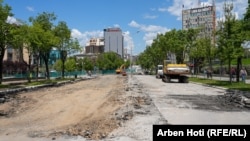 Përplasje të ashpra mes dy palëve ka pasur edhe për punimet në sheshin "Xhorxh Bush", në Prishtinë.