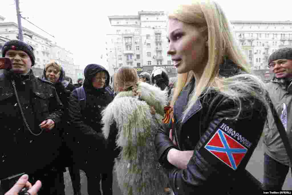 Попытки провокаций со стороны активистов так называемого "Национально-освободительного движения" в целом остались незамеченными