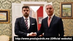 Vladimir Božović prilikom predaje akreditiva predsjedniku Crne Gore Milu Đukanoviću, Podgorica (januar 2020.)
