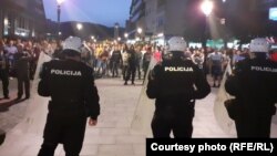 Demonstracije u jeku pandemije COVID-19, pred početak turističke sezone. Pljevlja, sjever Crne Gore, 13. maj 2020.