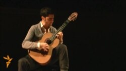 Karadaglić: Nostalgija je leitmotiv u mojim interpretacijama  Karadaglić: Nostalgija je leitmotiv u mojim interpretacijama