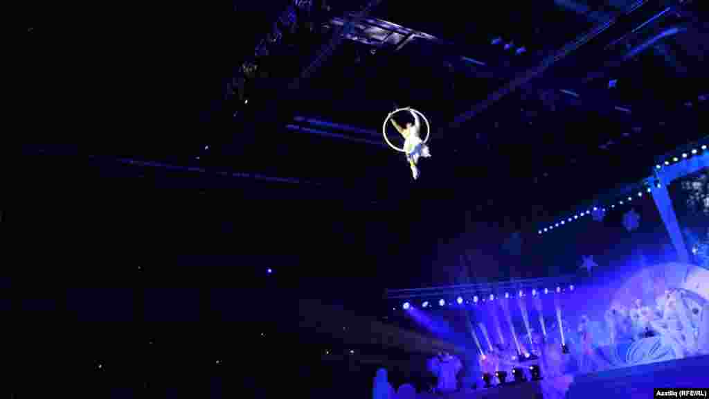 "Татнефть Арена" боз сараенда акробатлар чыгышы