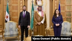 Sirijski predsednik Ahmed al-Šara, saudijski prestolonaslednik Mohamed bin Salman Al Saud i Predsednica Kosova Vjosa Osmani, Rijad, 29. oktobar 2025.