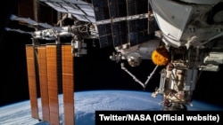 Вид на стыковку модуля "Наука"