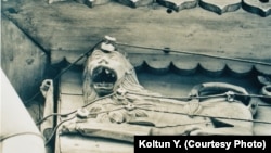 Worlds of Gorenstein