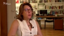 ვესელა ჩერნევა: ევროპულზე უფრო მაღლა ჩვენ კვლავ საკუთარ ეროვნულ იდენტობას ვაყენებთ ვესელა ჩერნევა: ევროპულზე უფრო მაღლა ჩვენ კვლავ საკუთარ ეროვნულ იდენტობას ვაყენებთ