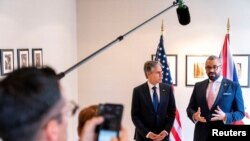 وزیران خارجه بریتانیا و آمریکا در ژاپن، دوشنبه ۲۸ فروردین