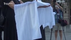 Beograd: Živi spomenici žrtvama srebreničkog genocida Beograd: Živi spomenici žrtvama srebreničkog genocida