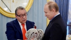 Лицом к событию. Кремль платит за лояльность Лицом к событию. Кремль платит за лояльность