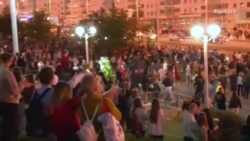 «Іди геть!» лунає п’яту добу протестів у Білорусі – відео