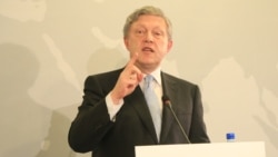 Лицом к событию. Григорий Явлинский: 101-ый год большевизма Лицом к событию. Григорий Явлинский: 101-ый год большевизма