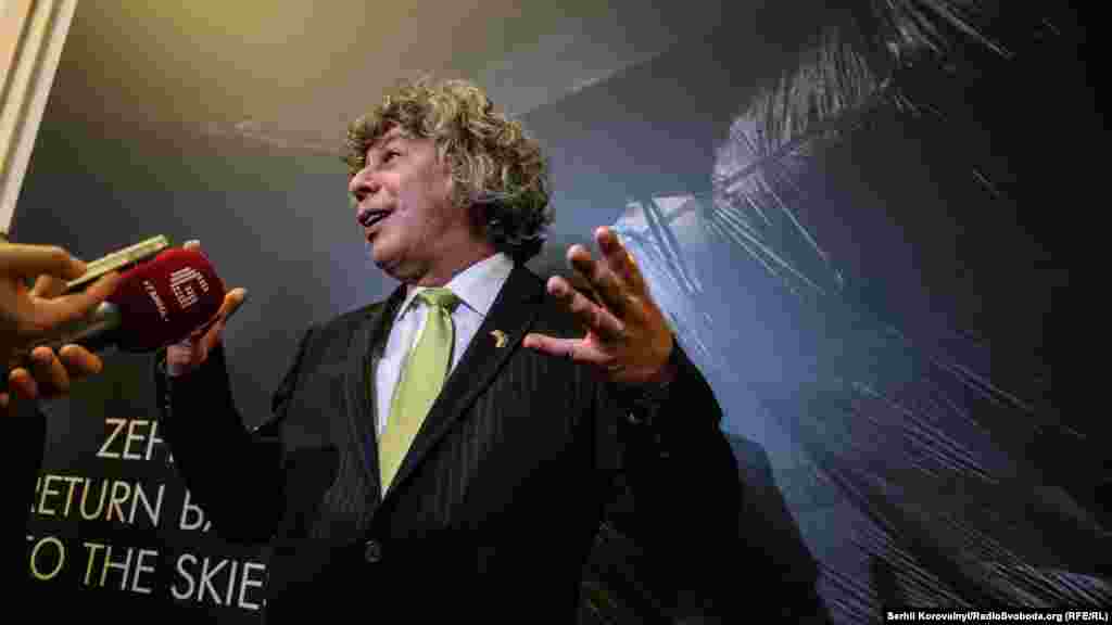 Почесним гостем відкриття виставки був Ігор Пастернак – засновник і керівник компанії Worldwide Aeros – найбільшого у світі виробника дирижаблів та аеростатів