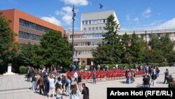 Performans nevladinih organizacija u znak kritike zbog više od 20 pokušaja formiranja Skupštine, 27. maj 2025.